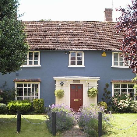 Bonningtons Stansted Self Catering Hotel Stansted Mountfitchet Eksteriør billede