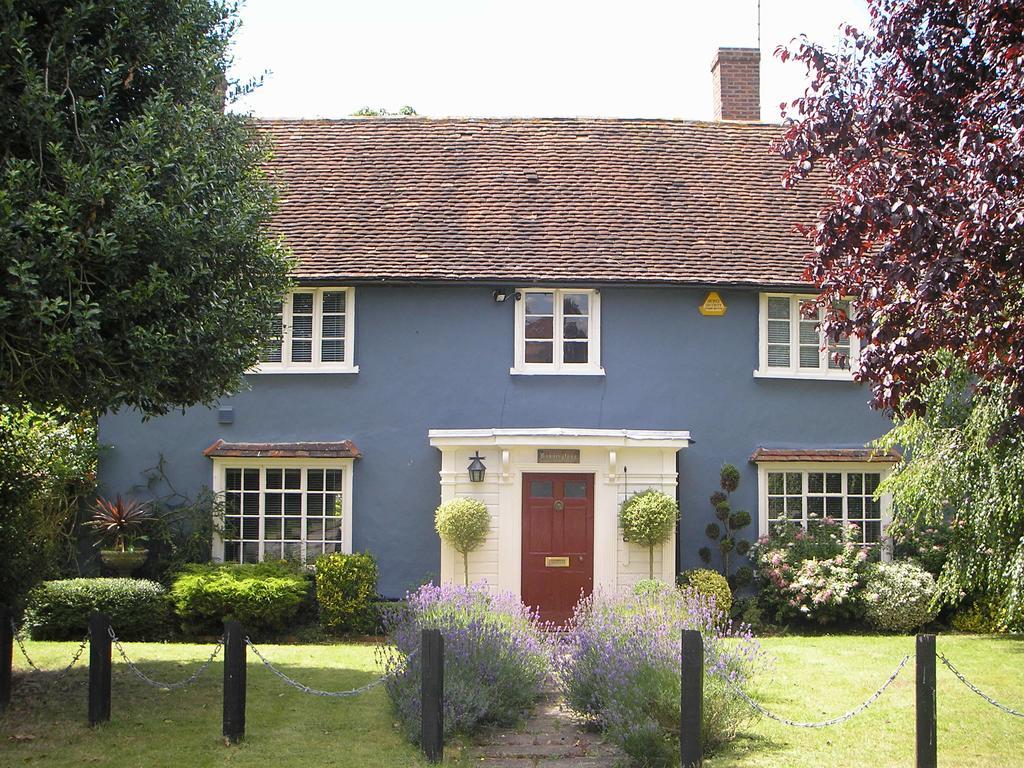 Bonningtons Stansted Self Catering Hotel Stansted Mountfitchet Eksteriør billede