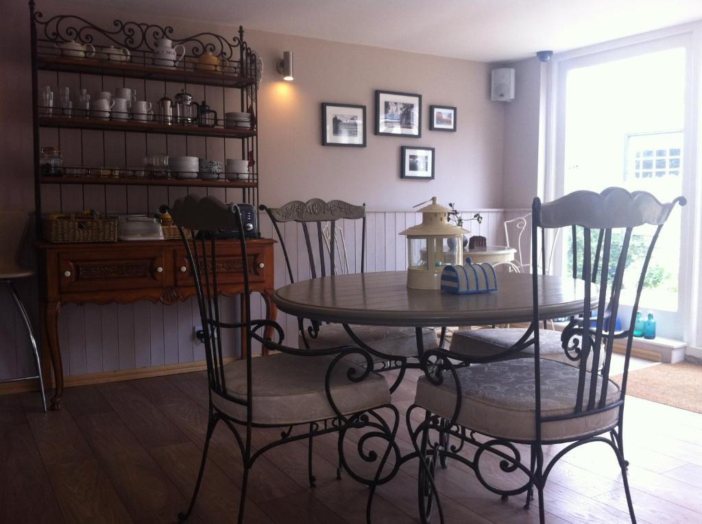 Bonningtons Stansted Self Catering Hotel Stansted Mountfitchet Værelse billede