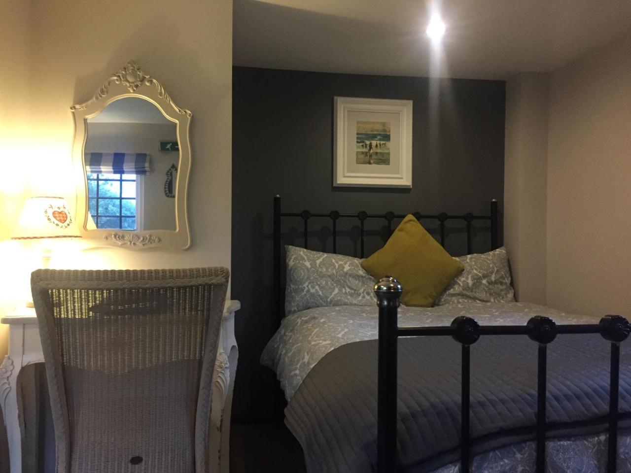 Bonningtons Stansted Self Catering Hotel Stansted Mountfitchet Eksteriør billede