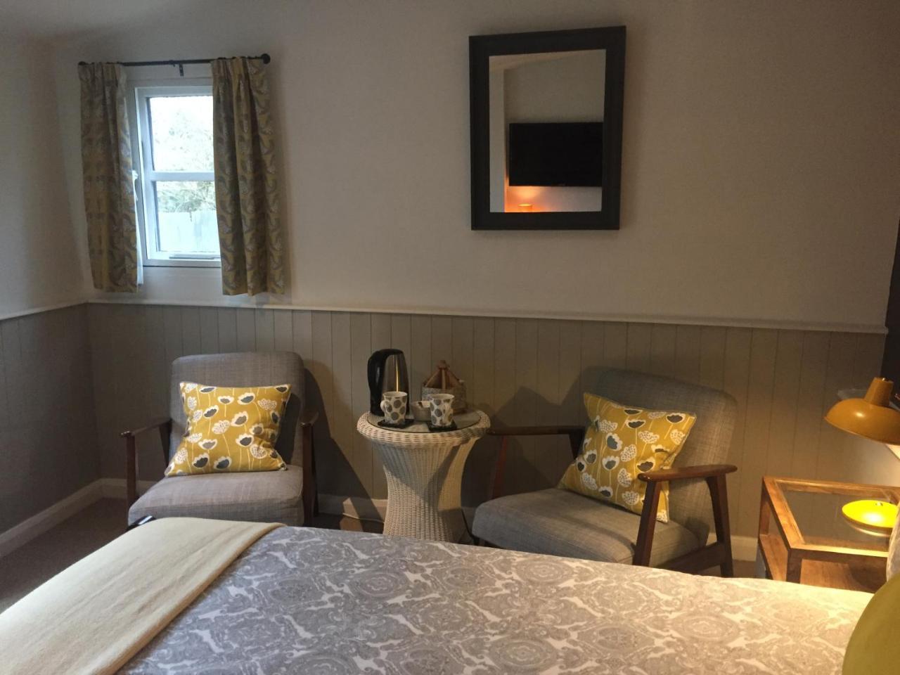 Bonningtons Stansted Self Catering Hotel Stansted Mountfitchet Eksteriør billede