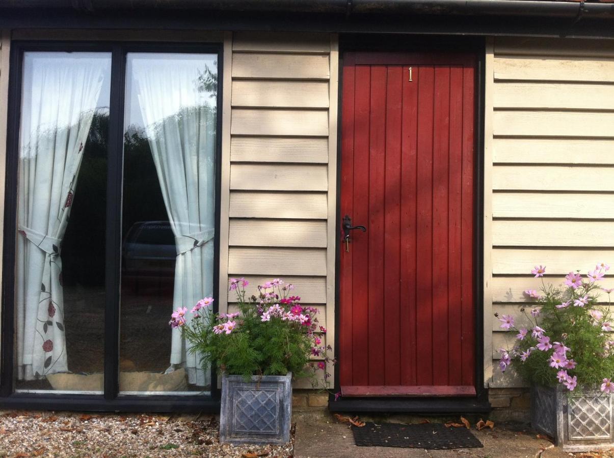 Bonningtons Stansted Self Catering Hotel Stansted Mountfitchet Værelse billede
